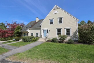 17 Apple Tree Dr, Goffstown, NH 03045