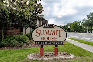 1700 SW 16th Ct Unit J4, Gainesville, FL 32608