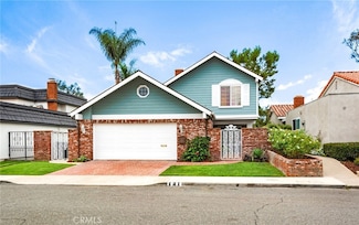 121 The Masters Cir, Costa Mesa, CA 92627
