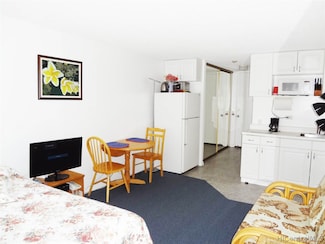 2572 Lemon Rd Unit 502, Honolulu, HI 96815