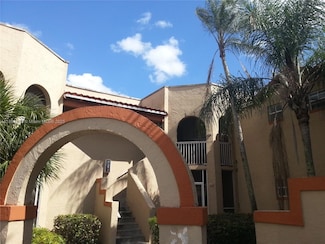 465 SW 86th Ave Unit 207, Pembroke Pines, FL 33025