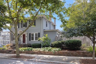 29 Savoy St, Providence, RI 02906