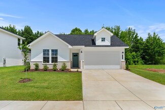 113 Plum Tree Ln, Hazel Green, AL 35750