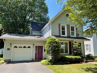 244 E 6th St, Oswego, NY 13126