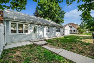 5 Canterbury Ave, Staten Island, NY 10314