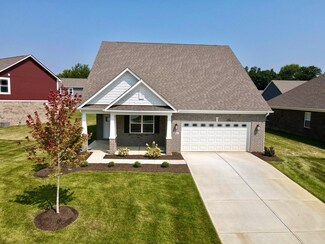 4866 W Jamestown Trace, New Palestine, IN 46163