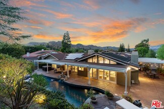 22520 Ballinger St, Chatsworth, CA 91311