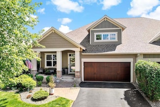 16812 Asterbilt Ln, Lakeville, MN 55044