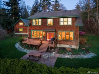 4285 Matia View Dr, Lummi Island, WA 98262