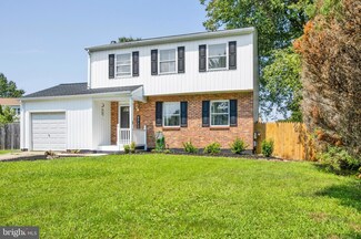 8 Manston Manor Ct, Bear, DE 19701