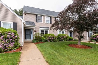 18 Riviera Rd, Hudson, NH 03051