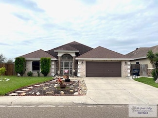 820 Pine Lake Dr, Brownsville, TX 78526