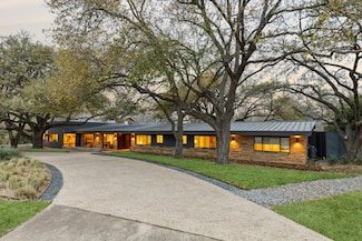 8441 San Benito Way, Dallas, TX 75218