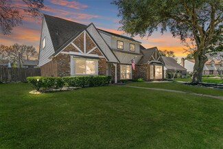 1007 Devonport Ln, Seabrook, TX 77586