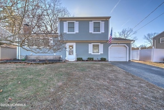 6 Grouse Dr, Bayville, NJ 08721