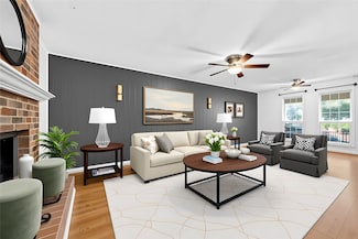 2704 Parkhaven Dr, Plano, TX 75075