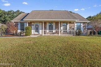 15612 Glen Dr, Biloxi, MS 39532
