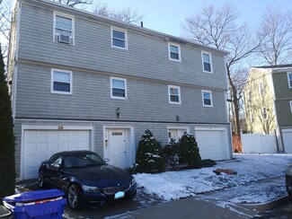 29 Sylvia Ct Unit 2, Hyde Park, MA 02136
