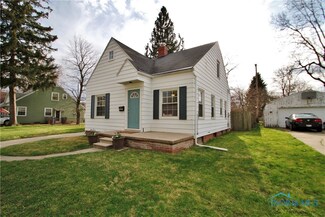 705 Clifton Blvd, Toledo, OH 43607