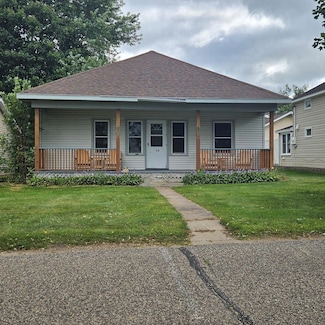 316 S Scott St, Elmwood, WI 54740