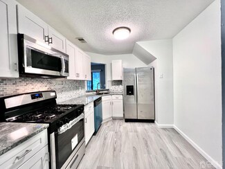1606 Pebble Place, Parlin, NJ 08859