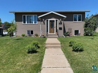 1019 17th St N, Virginia, MN 55792