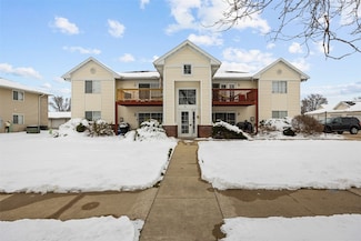 72 Miller Ave SW Unit 8, Cedar Rapids, IA 52404