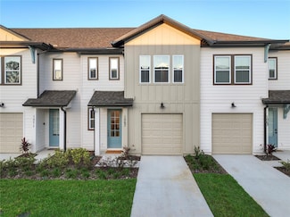 1067 Plantation Ln, Davenport, FL 33896