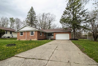 3631 Ridgecliffe Dr, Flint, MI 48532