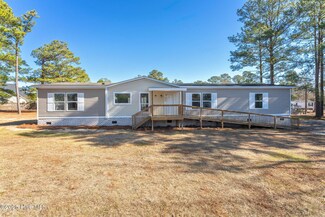 110 Bay Harbor Ct, Hampstead, NC 28443