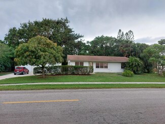 300 Hugh St, Jupiter, FL 33458