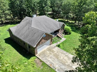 64 Traw Ln, Mammoth Spring, AR 72554