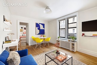 319 W 18th St Unit 2-I, New York, NY 10011