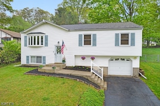642 Succasunna Rd, Landing, NJ 07850