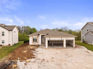 25041 W 142nd St, Olathe, KS 66061