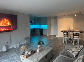 1417 Harbor View Dr, Rocky Hill, CT 06067