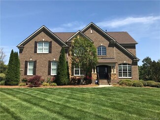 720 Wild Berry Ct, Waxhaw, NC 28173