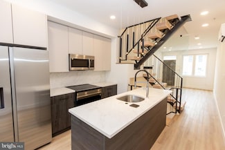 1544 N Darien St, Philadelphia, PA 19122