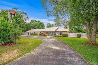 2931 Pine Forest Rd, Cantonment, FL 32533