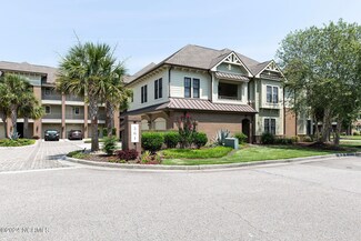 561 Garden Terrace Dr Unit 104, Wilmington, NC 28405