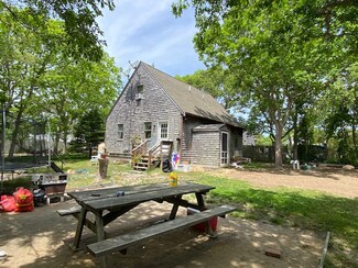 43 11th St S, Edgartown, MA 02539