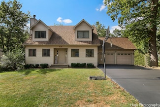 38663 N Hillandale Dr, Spring Grove, IL 60081