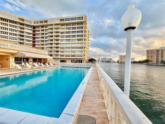1825 S Ocean Dr Unit 614, Hallandale Beach, FL 33009