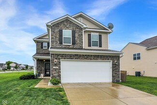 5760 White Pine Rd, Whitestown, IN 46075