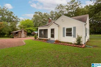 2747 Mount Olive Rd, Mount Olive, AL 35117