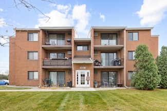 9860 W 153rd St Unit 312, Orland Park, IL 60462