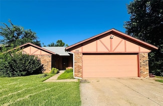 100 N Rockypoint Dr, Edmond, OK 73003
