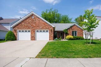 3106 Providence Dr, Bloomington, IL 61704