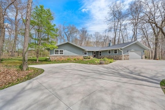 N4738 Indian Point Rd, Sullivan, WI 53178