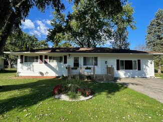 3424 Hilda St, Jackson, MI 49201